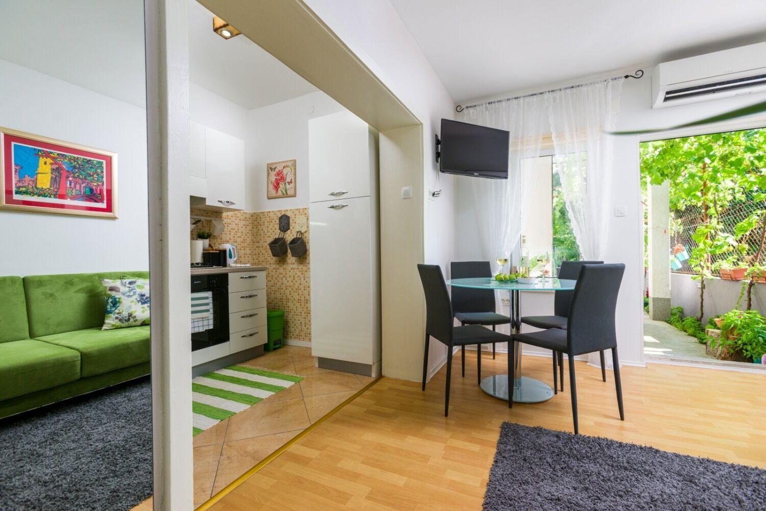 Kaštela Apartment Jurica מראה חיצוני תמונה